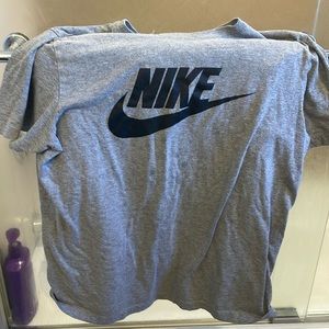 Grey Nike tee